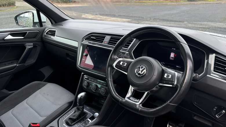 Volkswagen Tiguan 2.0 TDi 190 4Motion R-Line 5dr DSG Diesel Estate